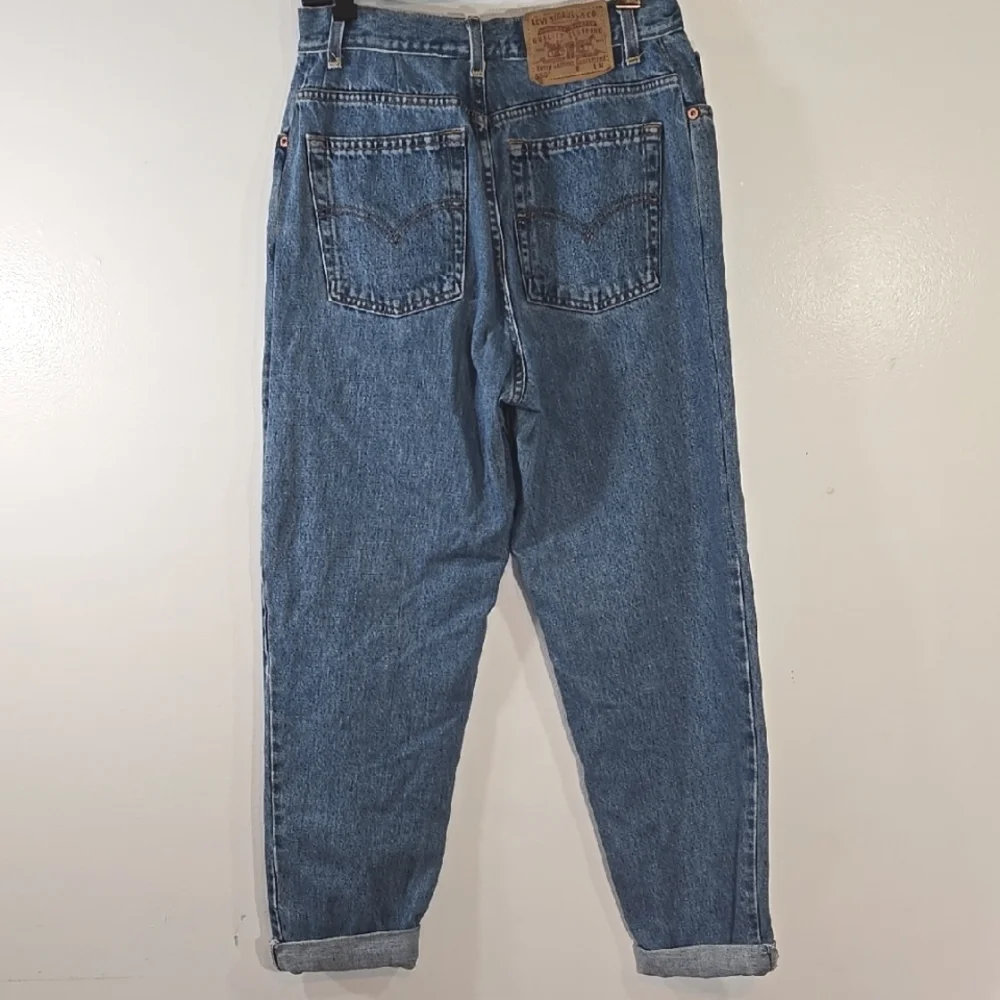 Levi's 550 Relaxed Blue Denim Painted Yellow Banana Design Tapered Leg Jeans - Picture 7 of 15